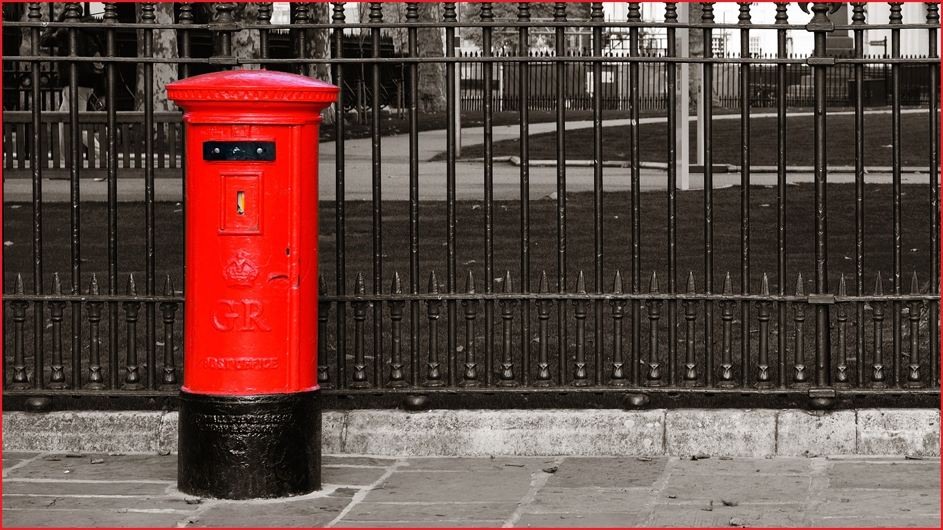 Red UK mail box