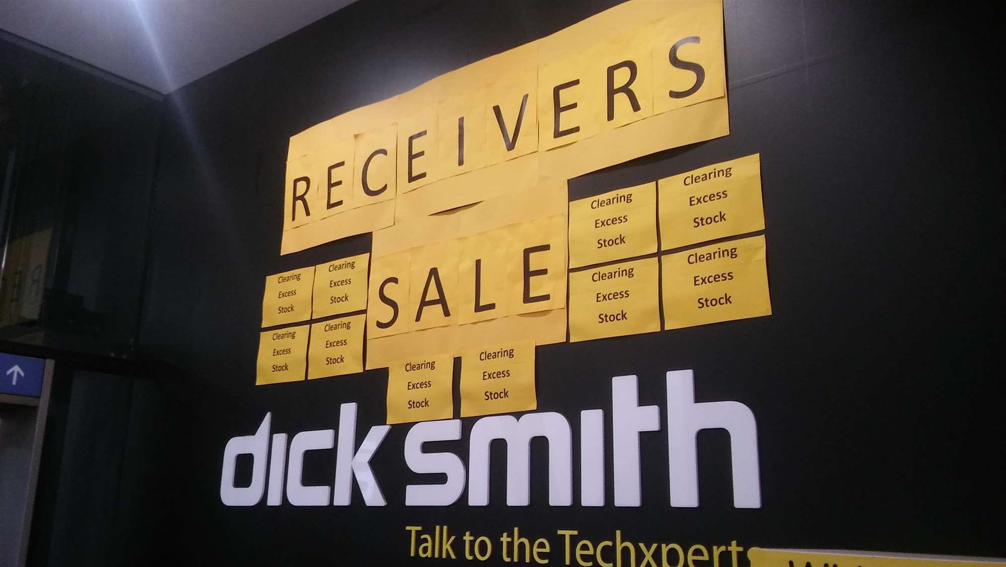 Dick Smith to close almost all its stores