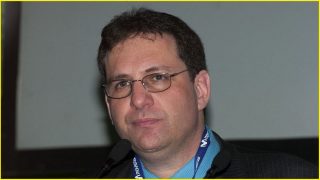 Hacking legend Kevin Mitnick dies aged 59
