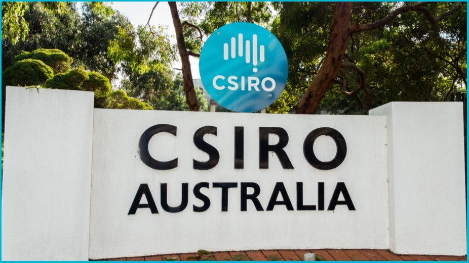 Signage at the front of CSIRO Australia with logo.