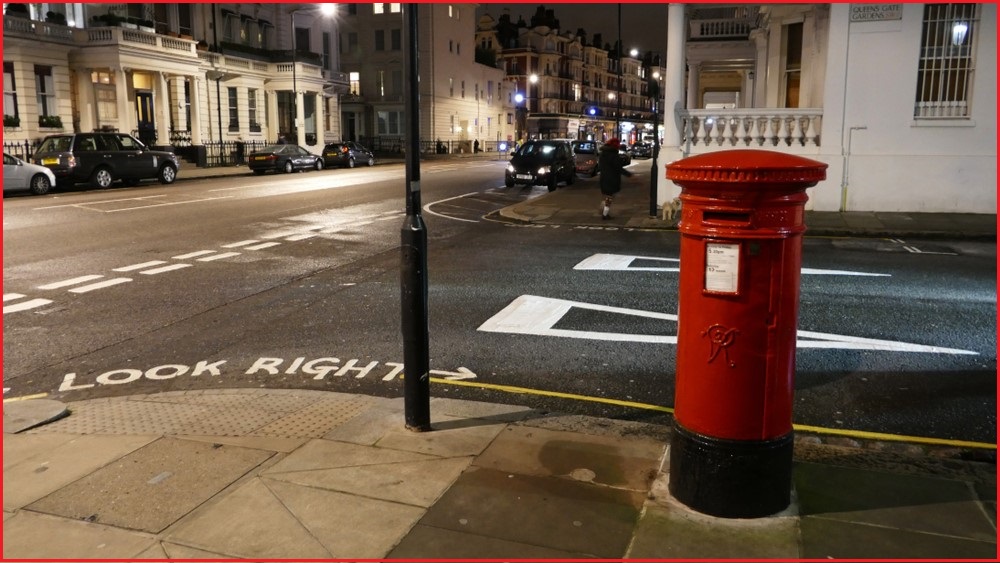 Red UK mailbox