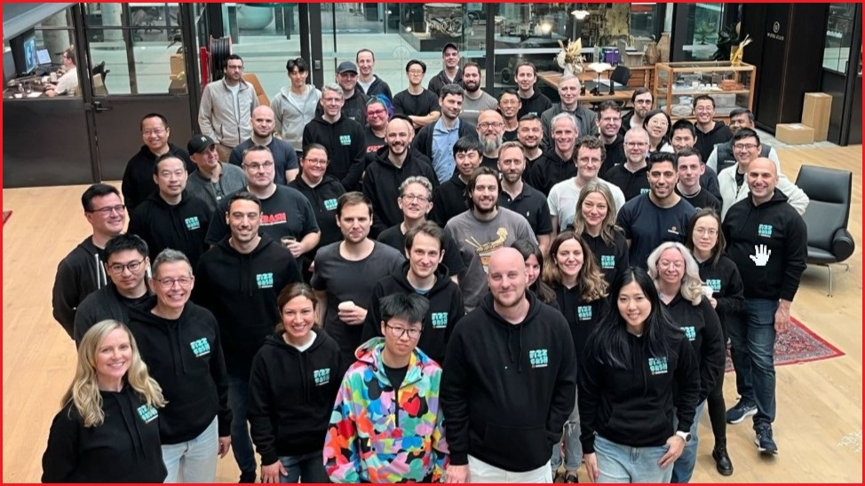 A group of Smokeball employees