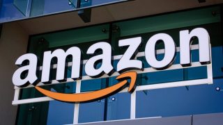 Amazon accidentally tells workers it’s cutting 16,000 jobs