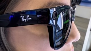 Meta eyes facial recognition for smart glasses