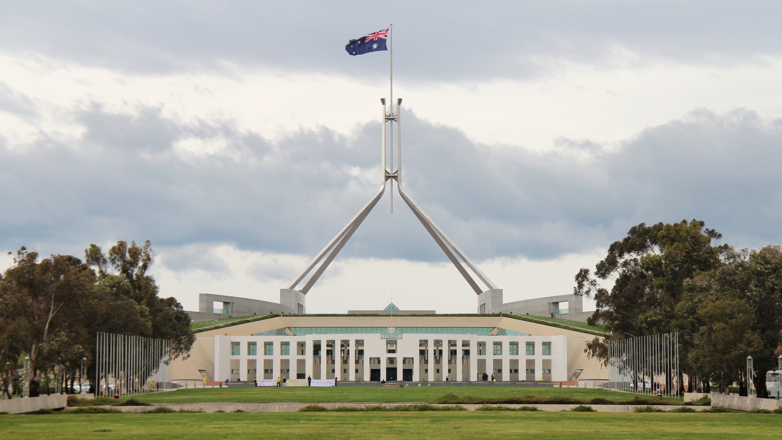 A wide outdoor shot of parliament house in Canberra.