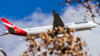 Qantas denies 1,000 job outsourcing reports