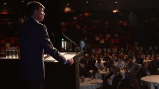 Cyber minister: “Stop the bots”