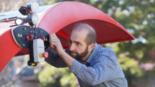 Robotics professor takes out top prize 