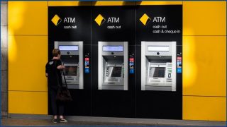 Customers rage at CommBank IT outage