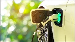 Shorten: Australia on track for 50% electric cars by 2030