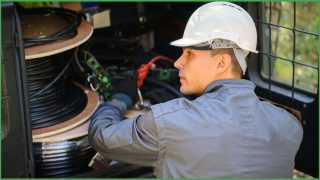 800 jobs to go as NBN nears completion