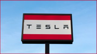 Tesla gets into rideshare… with a twist