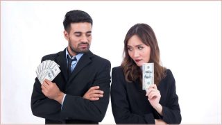 Aussie startups wave big pay packets